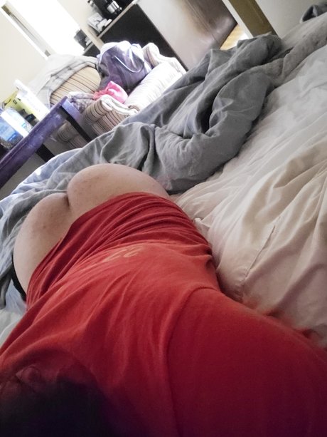 Foto di nudo di fuga di OnlyFans di Austii98