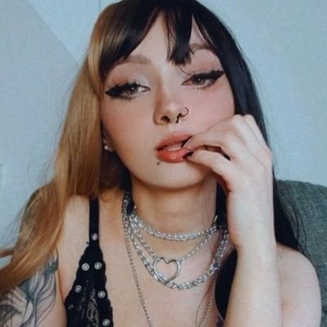 Foto di nudo di fuga di OnlyFans di Krissy 