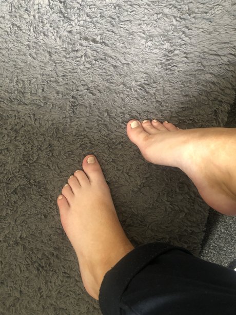 Natashas Foot Dreams