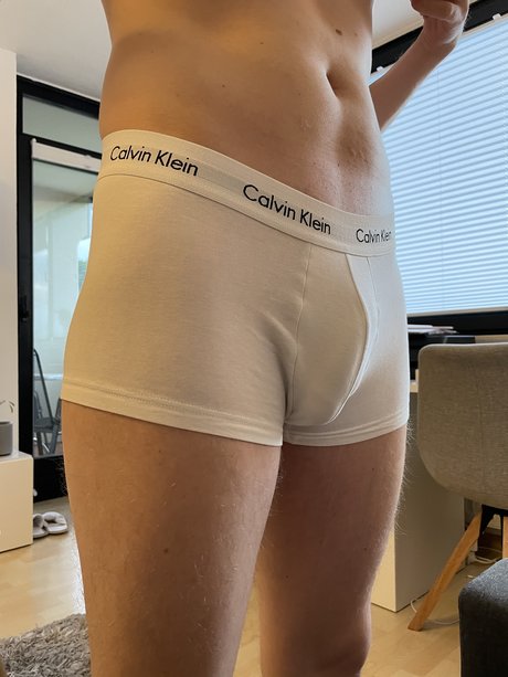 Foto di nudo di fuga di OnlyFans di Lian Scale 
