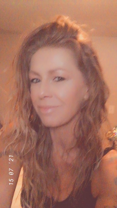 Foto di nudo di fuga di OnlyFans di Shellysanders
