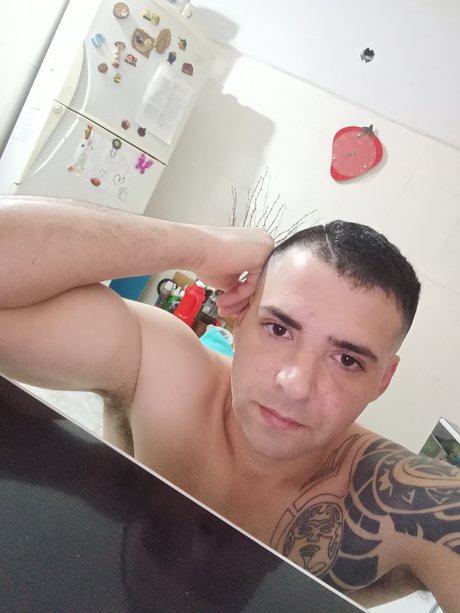 Foto di nudo di fuga di OnlyFans di Luks Fetich
