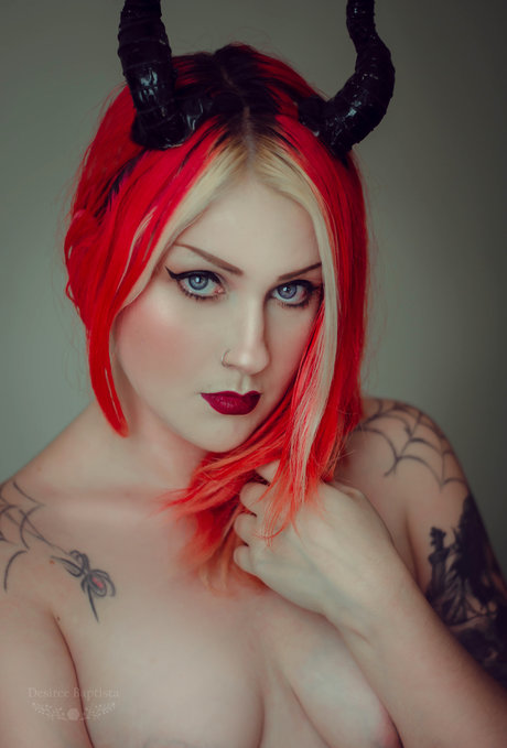 Foto di nudo di fuga di OnlyFans di Madame Butterfly