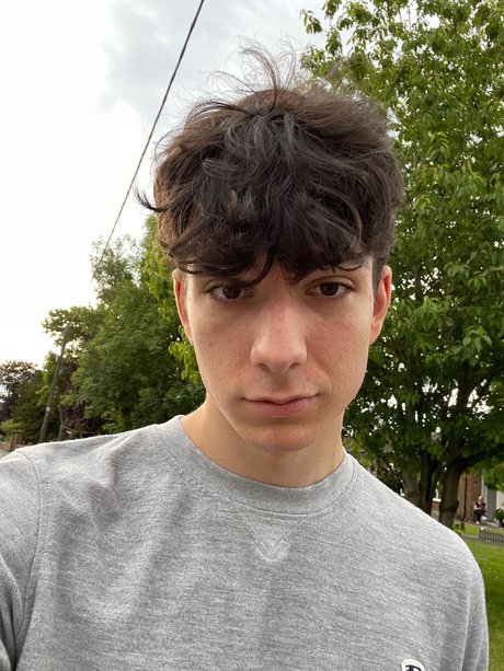Foto di nudo di fuga di OnlyFans di Dylan 