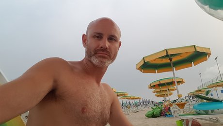 Foto di nudo di fuga di OnlyFans di David Italia Uomo