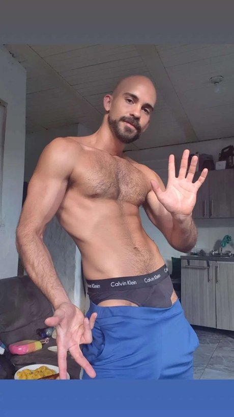 Foto di nudo di fuga di OnlyFans di Virtualboytv