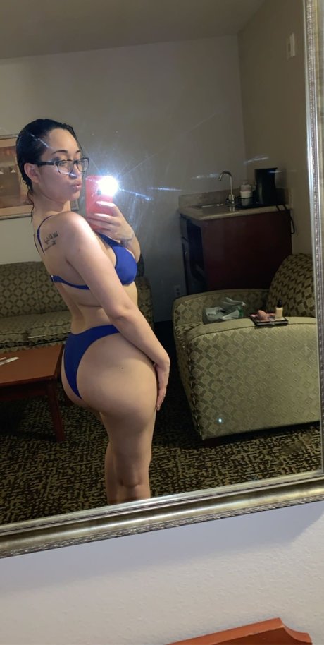 Foto di nudo di fuga di OnlyFans di Lingere420baddie