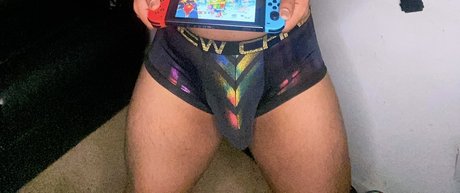 Foto di nudo di fuga di OnlyFans di Victor Kent
