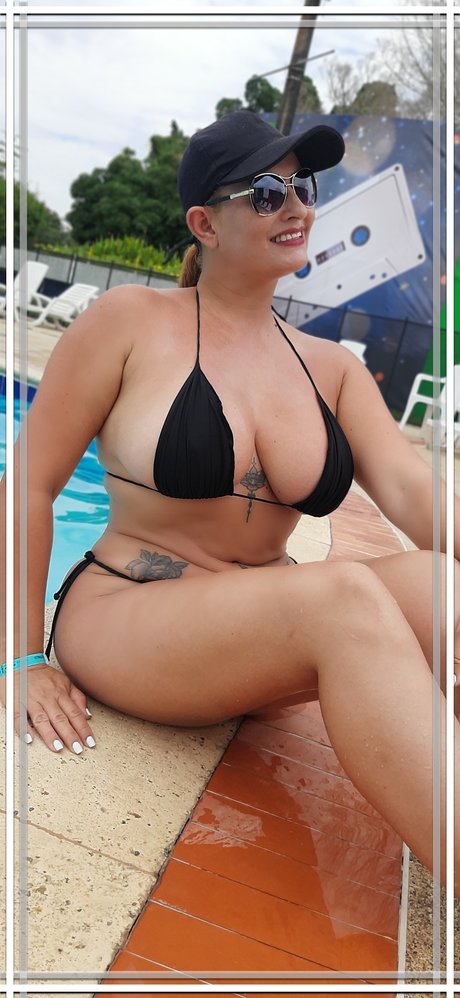 Foto di nudo di fuga di OnlyFans di Zoe Cataleya