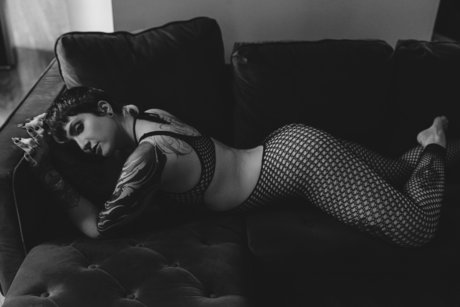 Foto di nudo di fuga di OnlyFans di Queenv
