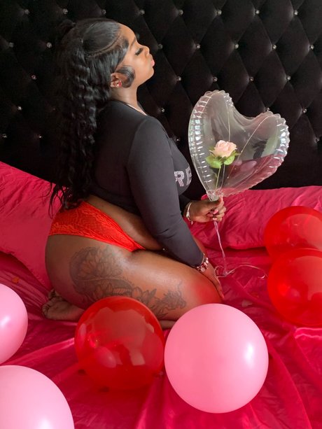 Foto di nudo di fuga di OnlyFans di Luuhtee