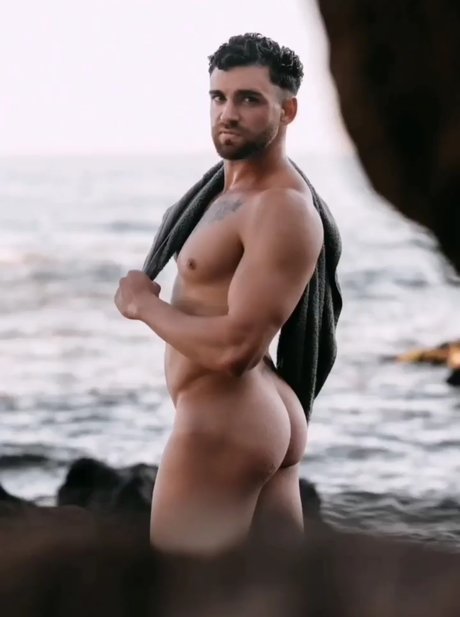 Foto di nudo di fuga di OnlyFans di Sergio