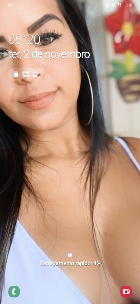 Foto di nudo di fuga di OnlyFans di Manda Silva