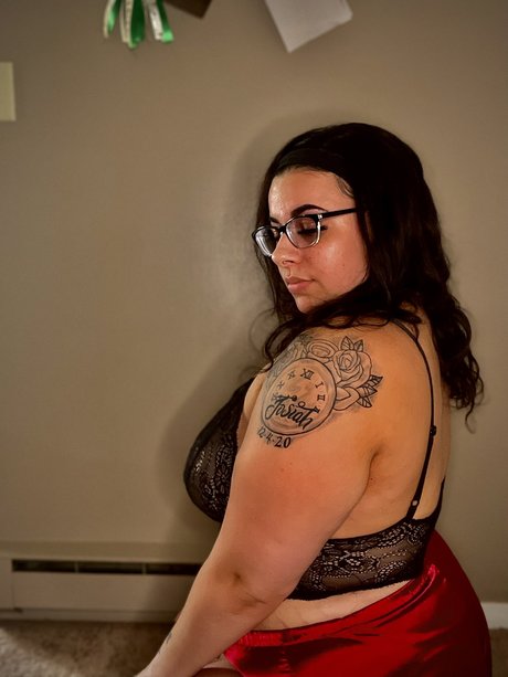 Foto di nudo di fuga di OnlyFans di Julanaa
