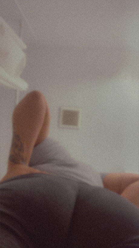 Foto di nudo di fuga di OnlyFans di Lutty Queen