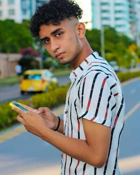 Foto di nudo di fuga di OnlyFans di Jayther Orozco
