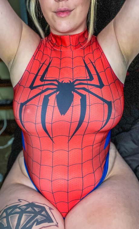 Foto di nudo di fuga di OnlyFans di Strangesami