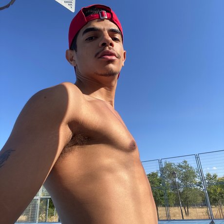 Foto di nudo di fuga di OnlyFans di William Scott Free 