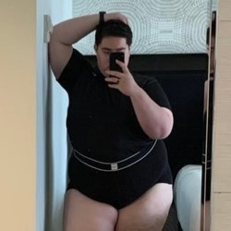 Foto di nudo di fuga di OnlyFans di Schub