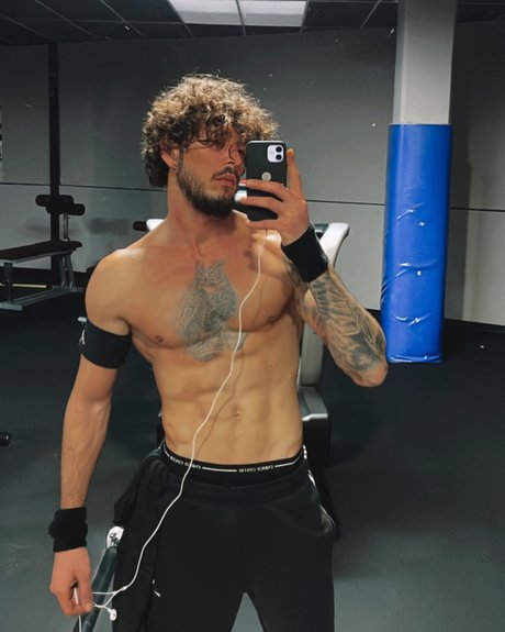 Foto di nudo di fuga di OnlyFans di Denny 