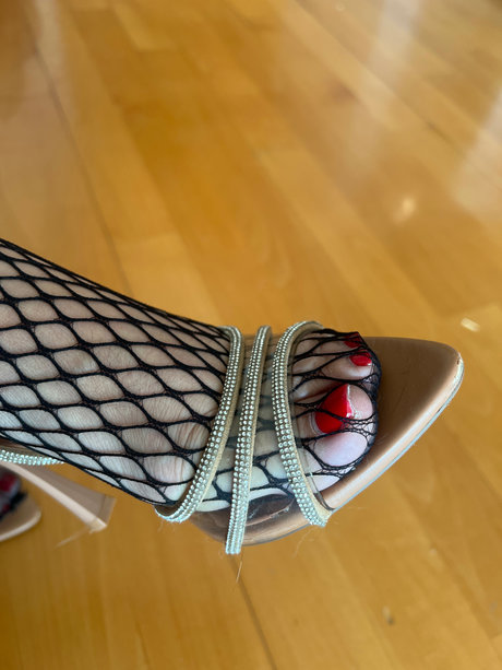 Foto di nudo di fuga di OnlyFans di Kathy Dor