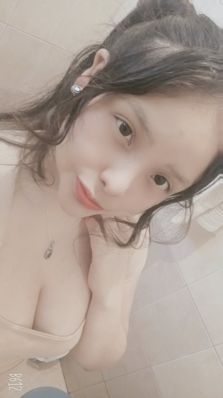Foto di nudo di fuga di OnlyFans di Maria Camac