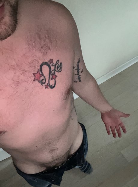 Foto di nudo di fuga di OnlyFans di Gazzajames