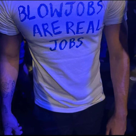 Foto di nudo di fuga di OnlyFans di Justin