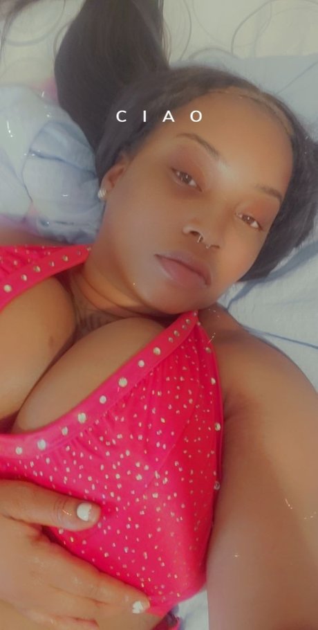 Foto di nudo di fuga di OnlyFans di Unavailable 