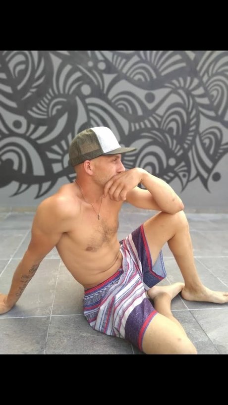 Foto di nudo di fuga di OnlyFans di Matias Ojelea