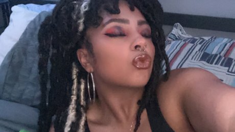 Foto di nudo di fuga di OnlyFans di Caramelblondie