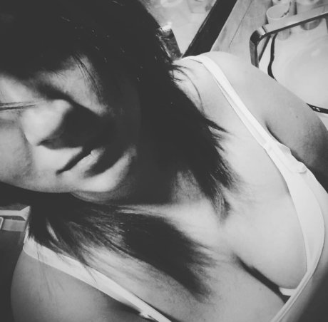 Foto di nudo di fuga di OnlyFans di Komii