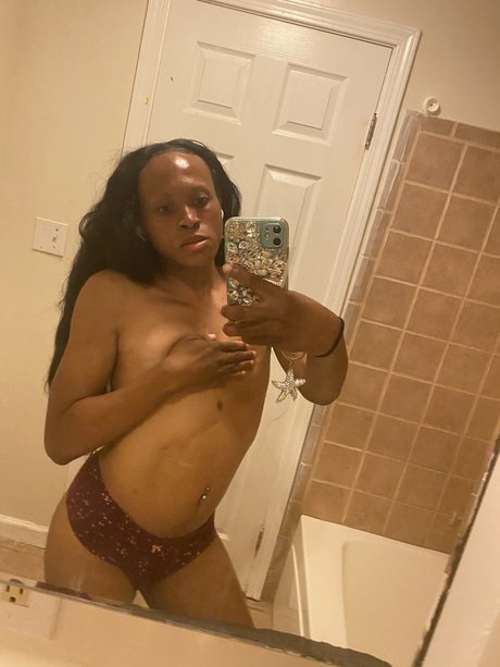 Foto di nudo di fuga di OnlyFans di Kehlani Coleman