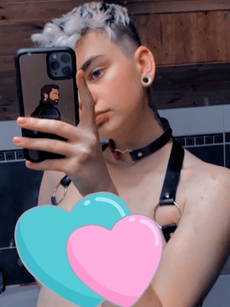 Foto di nudo di fuga di OnlyFans di Dylan