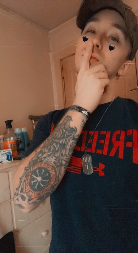 Foto di nudo di fuga di OnlyFans di Jay