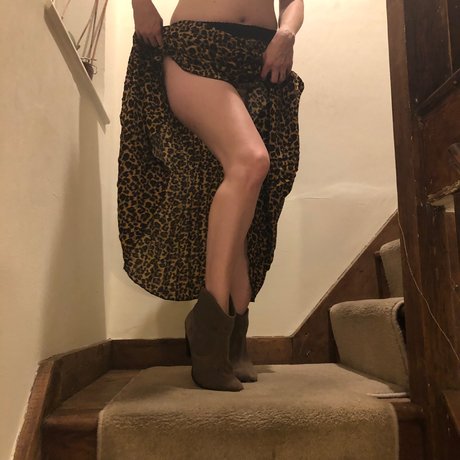 Foto di nudo di fuga di OnlyFans di Cheeky Mom 43