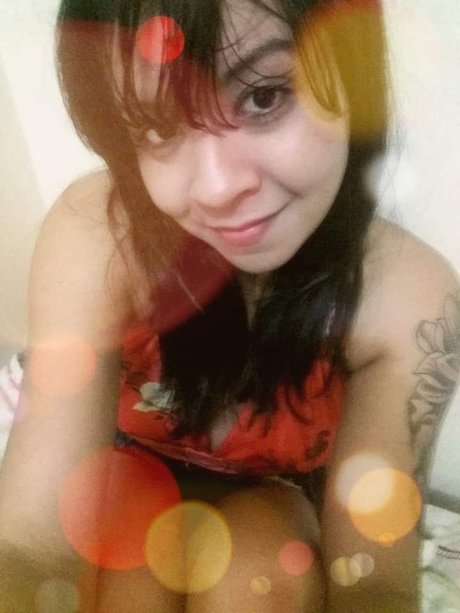 Foto di nudo di fuga di OnlyFans di Deby Cute