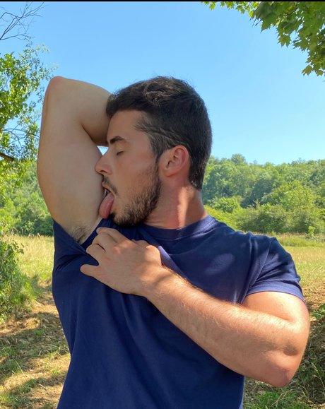 Foto di nudo di fuga di OnlyFans di The Boy You Need From 9 To 11pm