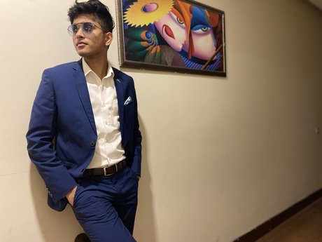 Foto di nudo di fuga di OnlyFans di Sagar Samrat