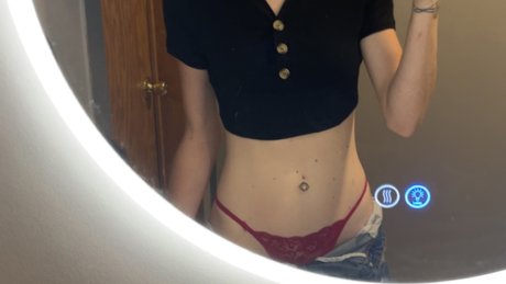 Foto di nudo di fuga di OnlyFans di Natasha Leigh