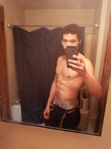 Foto di nudo di fuga di OnlyFans di Charles Draughton