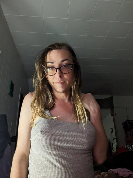 Foto di nudo di fuga di OnlyFans di Buffy Violett