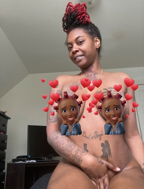 Foto di nudo di fuga di OnlyFans di Brincess