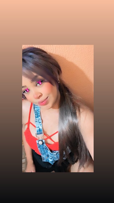Foto di nudo di fuga di OnlyFans di 