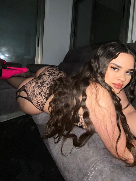 Foto di nudo di fuga di OnlyFans di Curvyexticaa