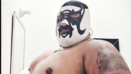 Foto di nudo di fuga di OnlyFans di Trakthors