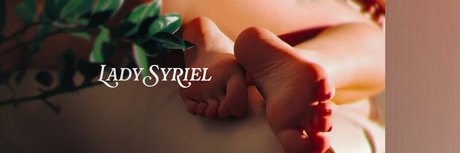 Foto di nudo di fuga di OnlyFans di Lady Syriel