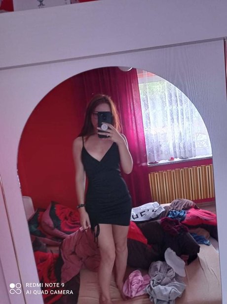 Foto di nudo di fuga di OnlyFans di Xkajrax