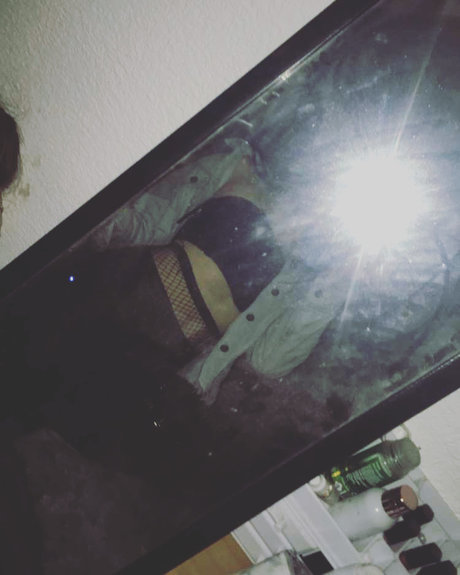 Foto di nudo di fuga di OnlyFans di Tiffany