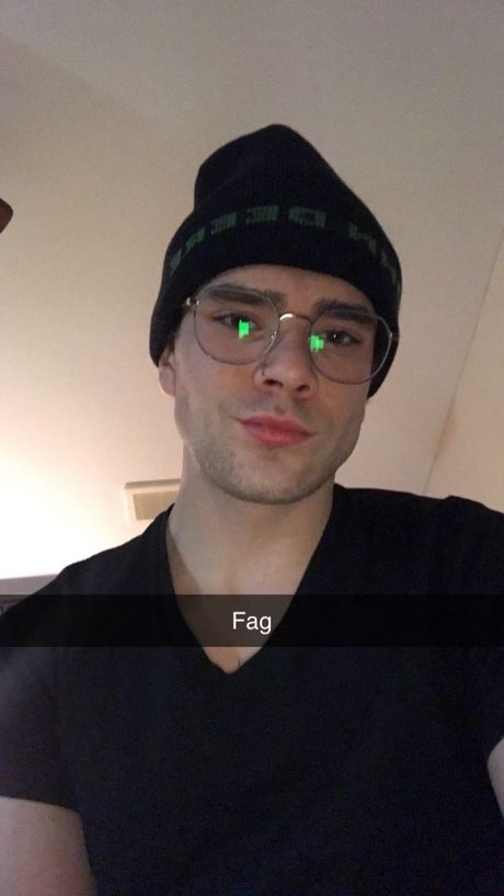 Foto di nudo di fuga di OnlyFans di Spennyboi